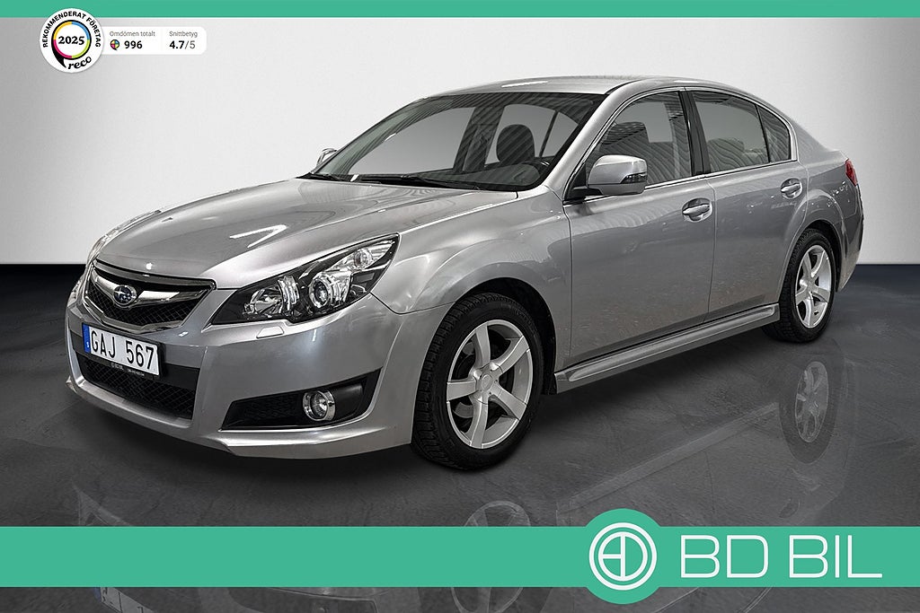 Subaru Legacy 2.5 4WD Lineartronic 167HK HELSKINN LÅGA MIL