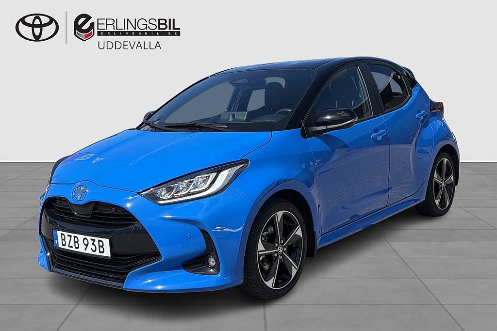 Toyota Yaris 1.5 ELHYBRID 130HK PREMIERE EDITION BITONE JBL V-HJUL