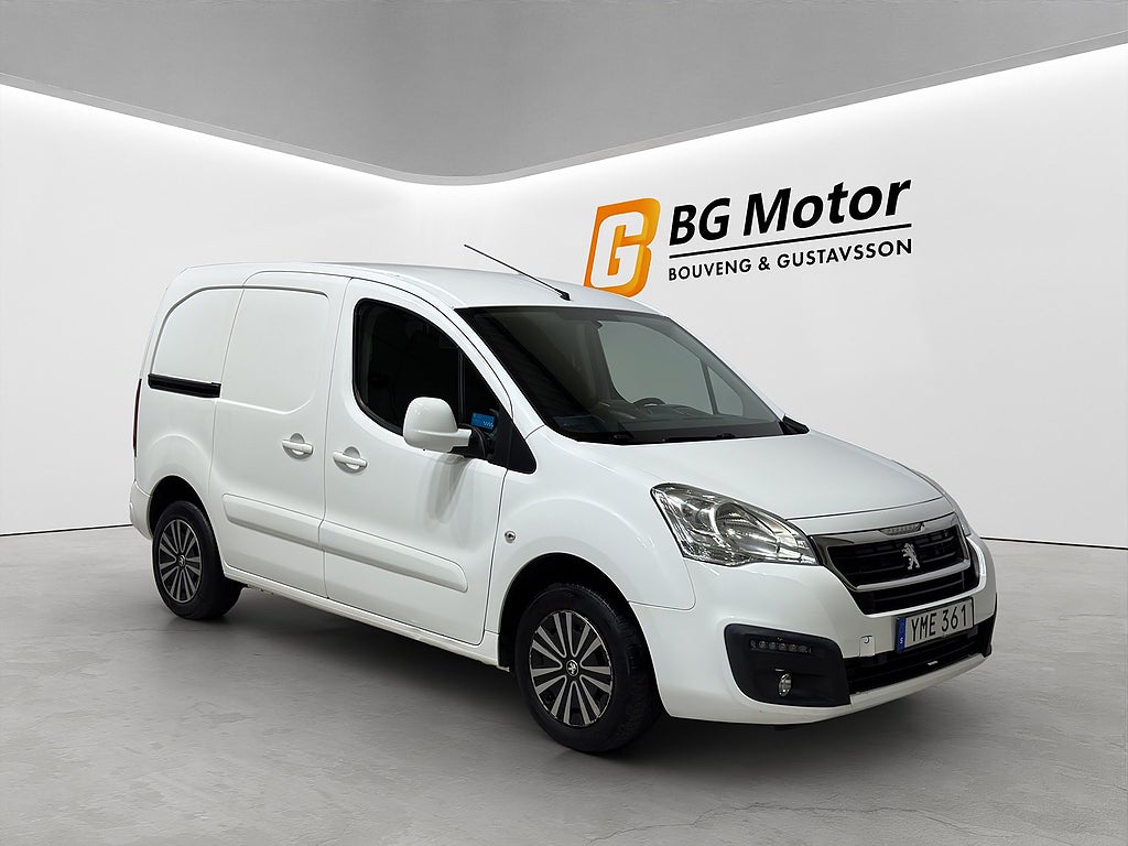 Peugeot Partner 1.6 BlueHDi 99HK Aut M-värmare/CarPlay/Låg-driftkostnad