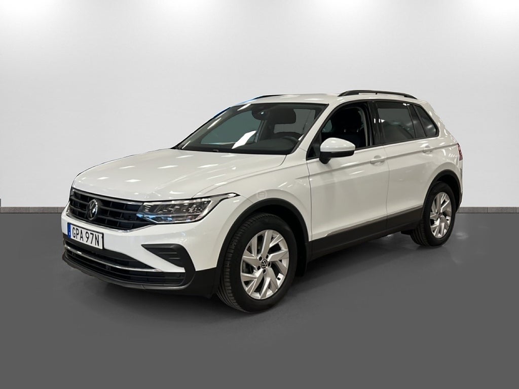 Volkswagen Tiguan 1.5 TSI DSG Dragpaket/Backkamera/Värmare