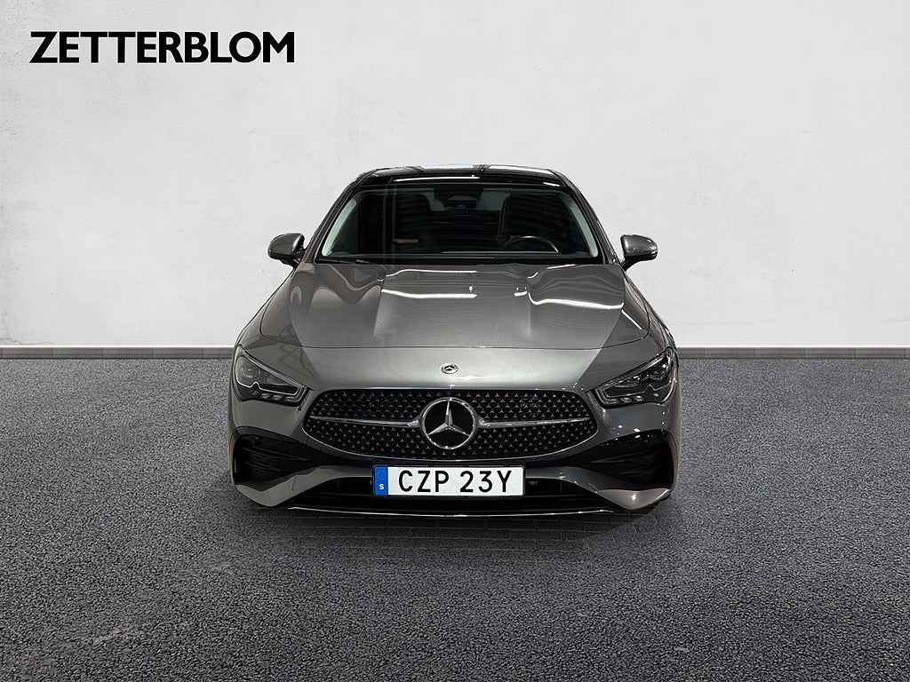 Sedan Mercedes-Benz CLA250 10 av 34
