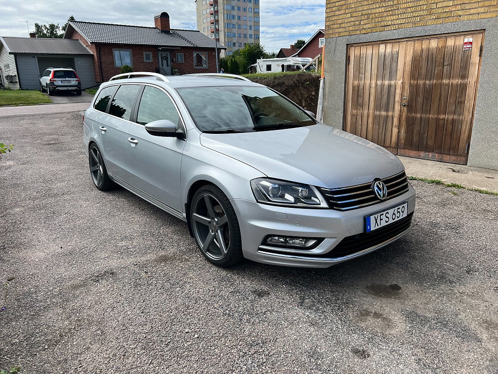 Volkswagen Passat 2.0 TDI 4Motion Premium, Sport, R-line