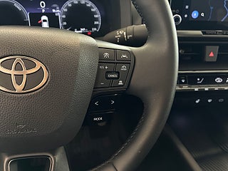 Toyota C-HR PHEV e-CVT S&V-hjul/ Backkam/Rattvärm/Carplay/Keyless – bild 18