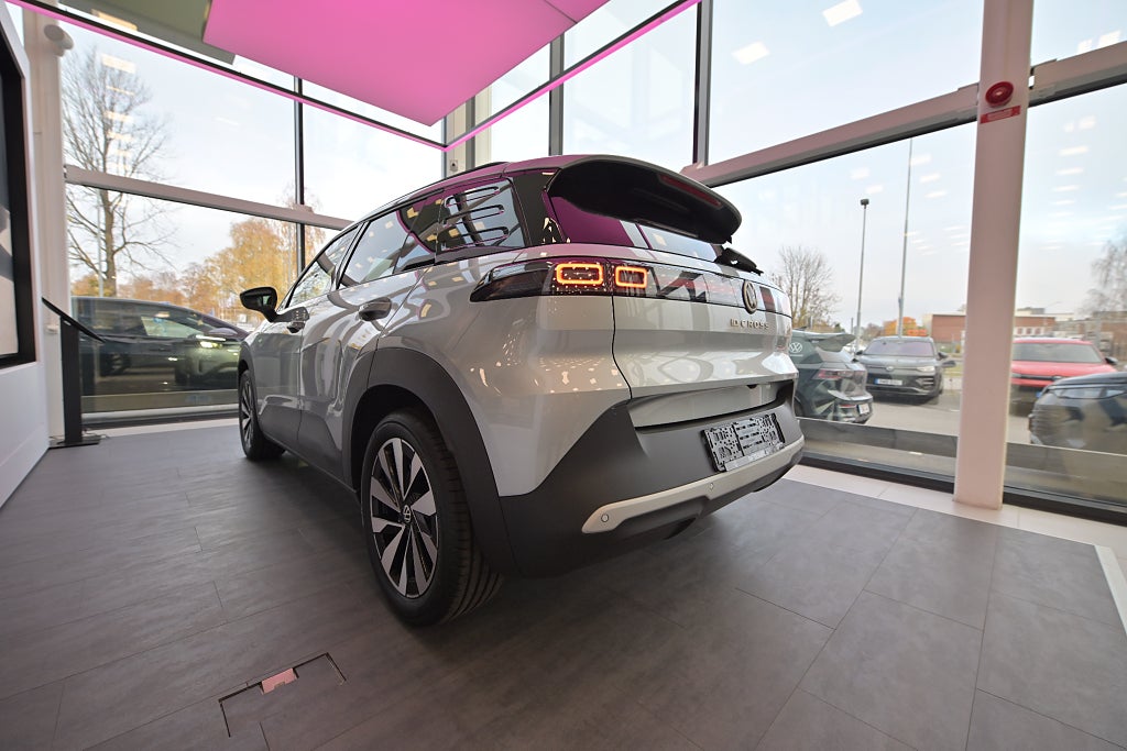 Volkswagen ID. Cross
