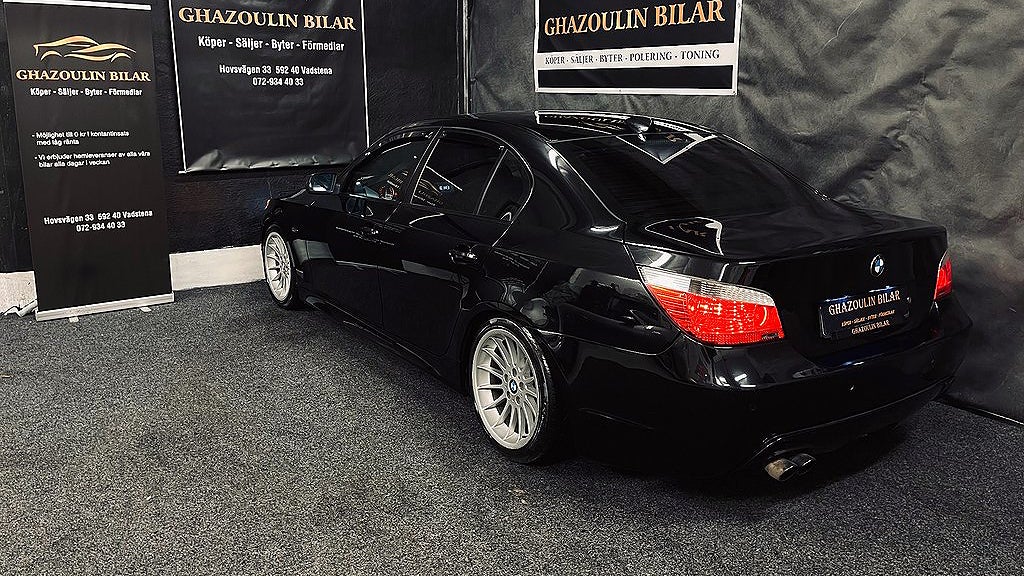 En BMW 545 från 2004