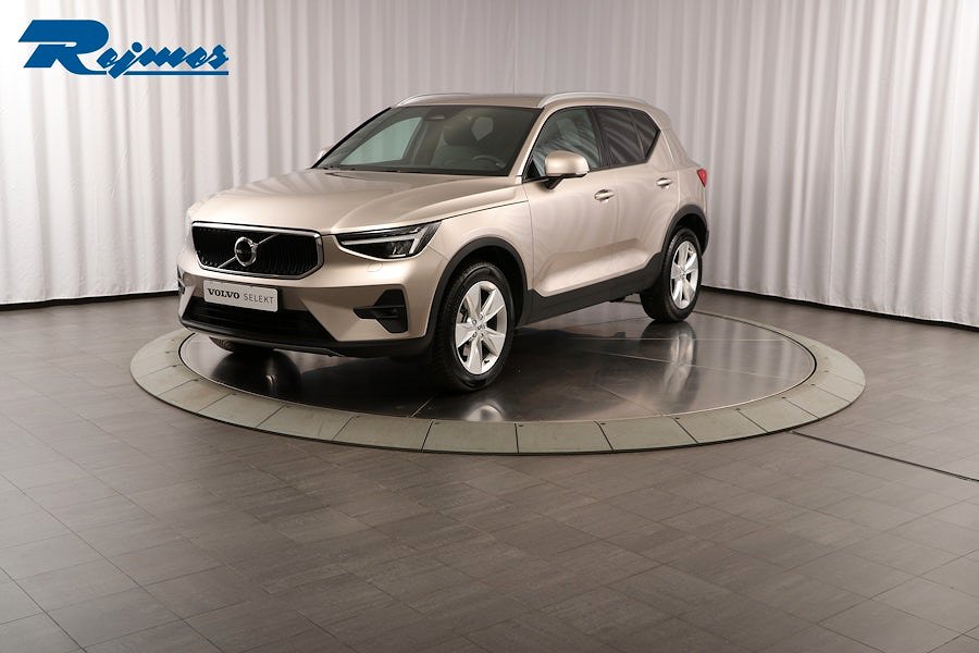 Volvo XC40 B4 FWD Bensin Core SE II