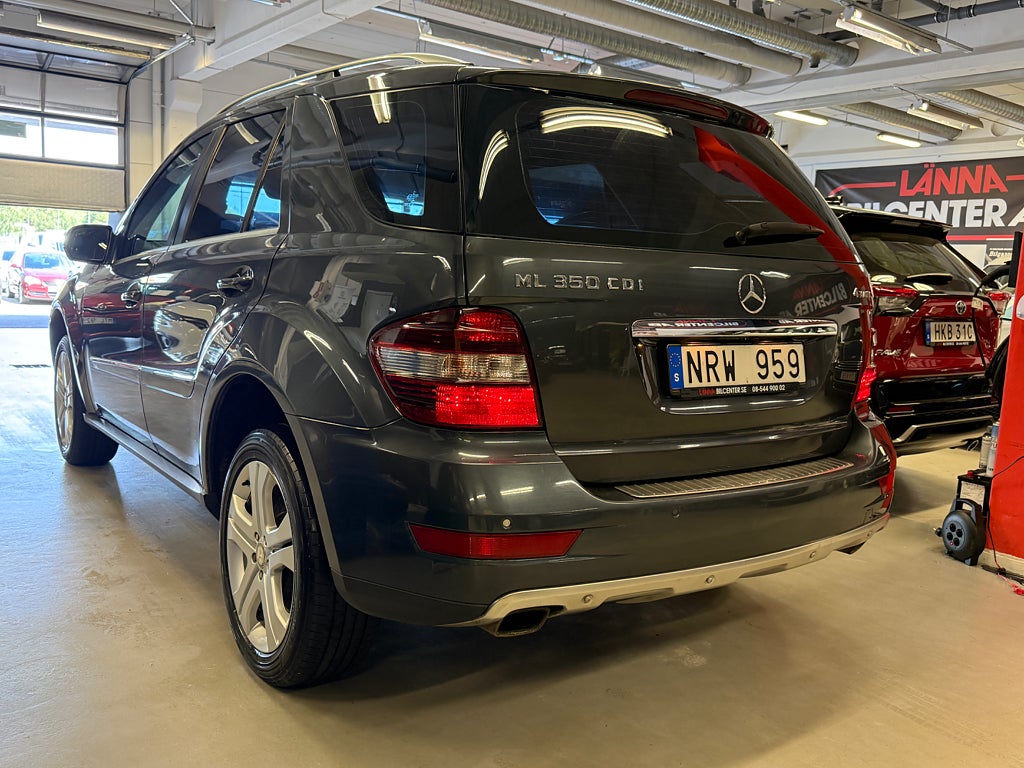 Mercedes-Benz ML 2010 - miniatyr 8