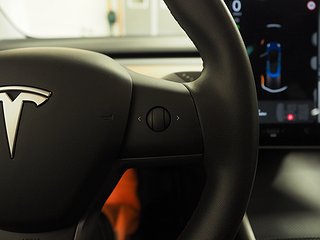 Sedan Tesla Model 3 22 av 22