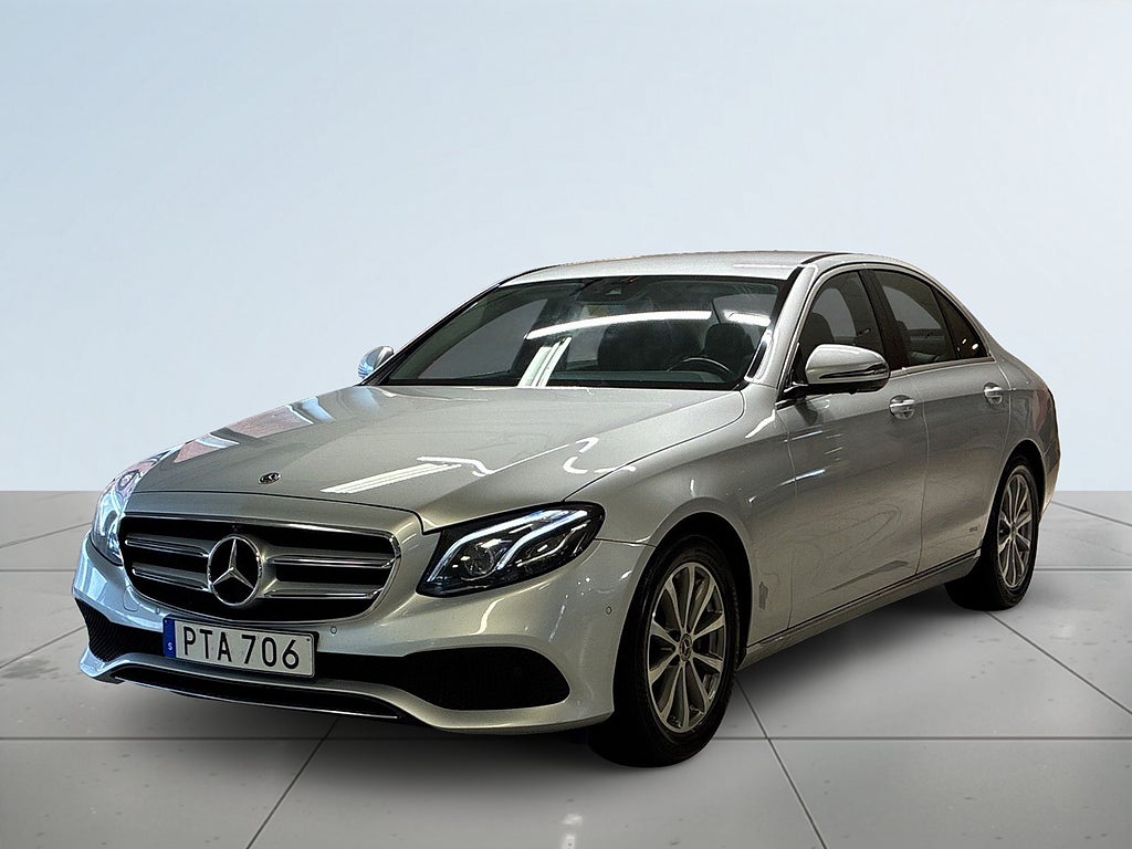Mercedes-Benz E 220 d 4MATIC Avantgarde dragkrok 360° S&V-däck navi