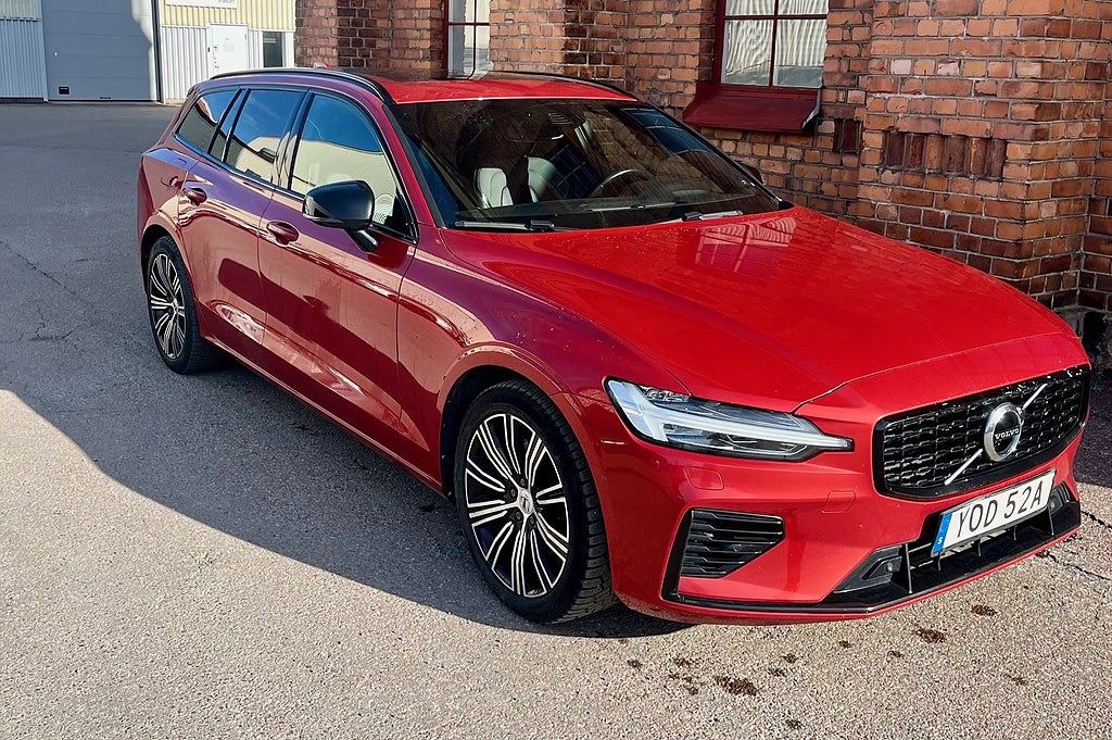 Volvo V60 T8 Twin Engine AWD Geartronic R-Design Euro 6