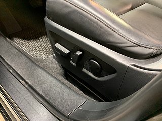 Kombi Mazda CX-30 14 av 20