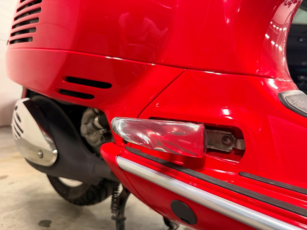 Vespa gts-300-e4 Piaggio Vespa GTS 300 Väska, Hållare, LÅG MIL, Topcas