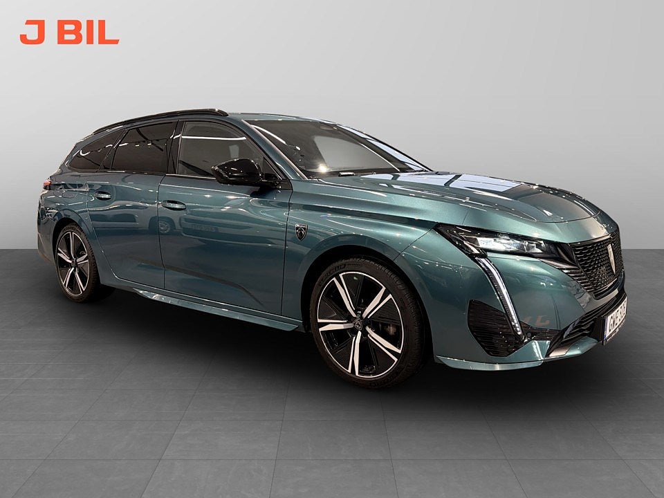 Bild på Peugeot 308 SW GT 1.2 PT 130hk Aut - B-KAMERA, ELSTOL