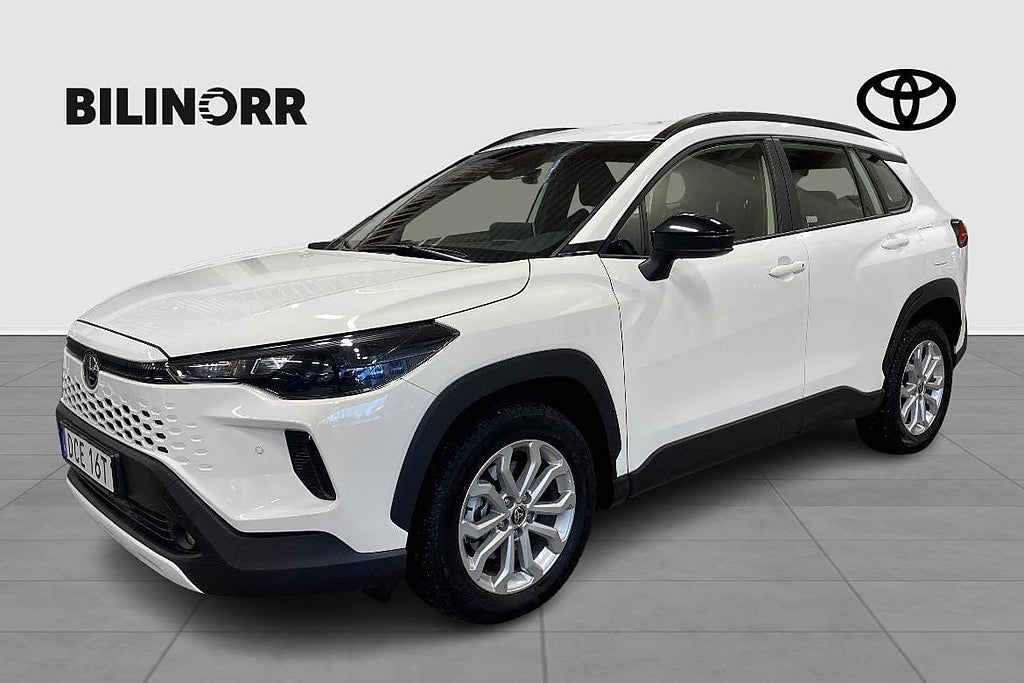 Toyota Corolla Cross Hybrid Active Plus e-CVT | Vinterhjul