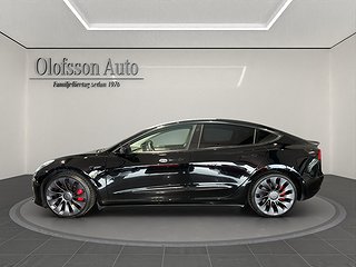 Sedan Tesla Model 3 2 av 12