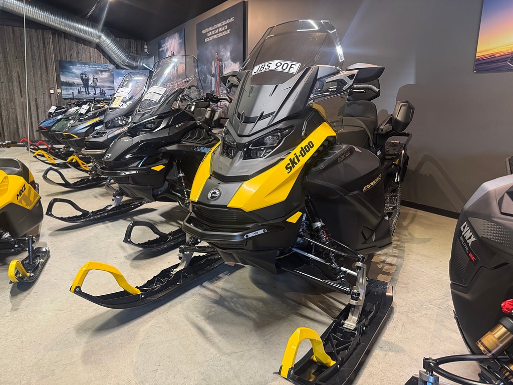 Ski-Doo Expedition LE 24" 900 ACETurbo 154in3900mm 1.5in 38mm Cobra Sile
