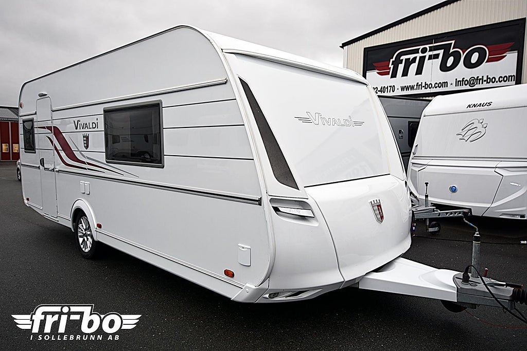 Tabbert 550 DF Vivaldi, Queenbed