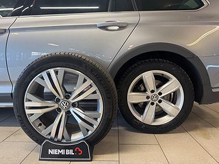 Volkswagen Passat Alltrack 2.0 TSI 4M Drag Kamera M-värm S&V
