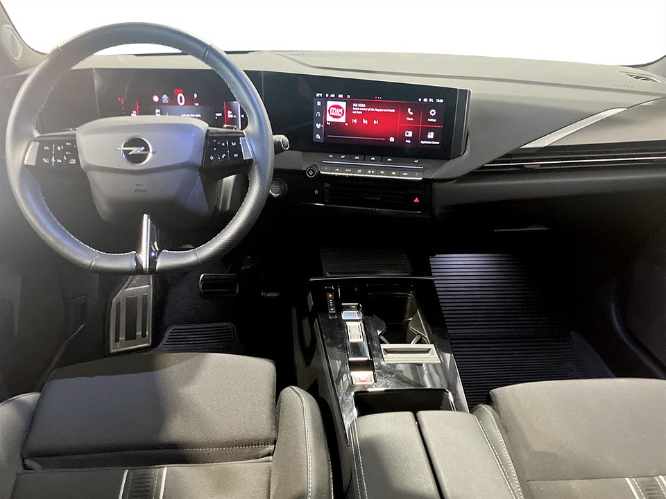 Bild på Opel Astra ST GS 1.2 PT 130hk Aut 360-KAMERA KEYLESS RATTVÄRME