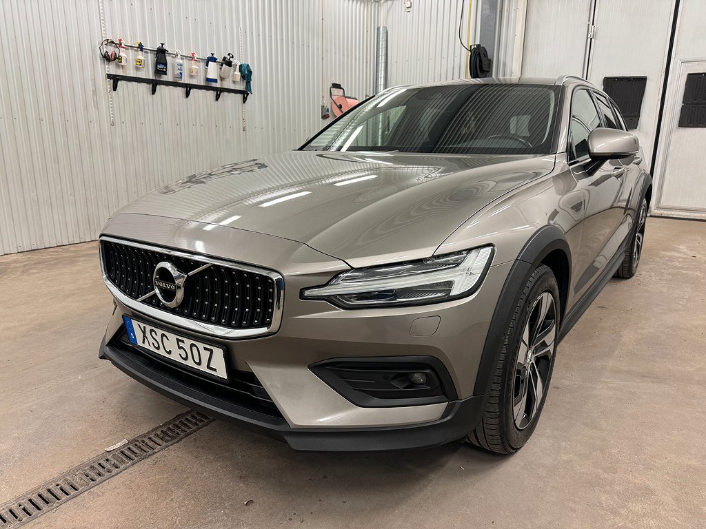 Volvo V60 Cross Country D4 AWD Automat Drag Kamera