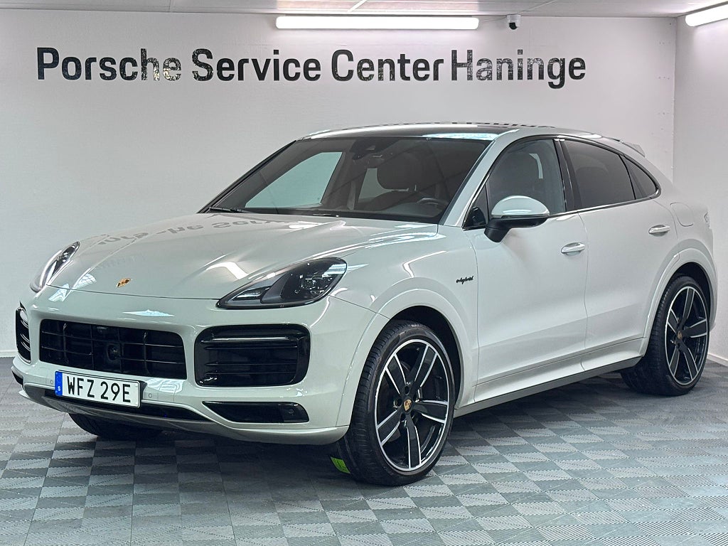 Porsche Cayenne Coupe E-Hybrid Platinum Edition