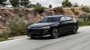 BMW i7 xDrive 60 har en räckvidd på upp till 63,5 mil. Foto: BMW