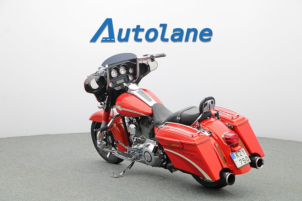 Harley-Davidson CVO Street Glide V&H*