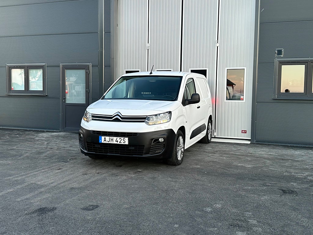 Citroën Berlingo Van 1.5 BlueHDi 102hk, Dragkrok, 1 Ägare, Moms