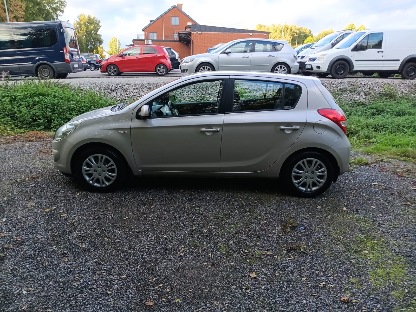 Hyundai i20 5-dörrar 1.4 Select Euro 4 2009, bild 5/10