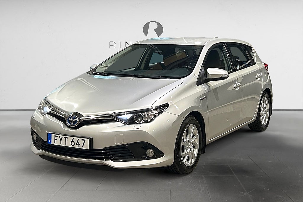 Toyota Auris Hybrid 136 HK AUT ACTIVE DRAG M&K NYSERV 360KR/ÅR