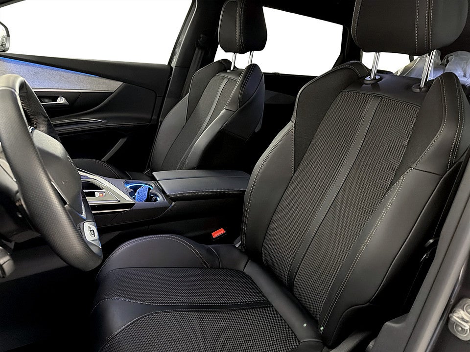 Bild på Peugeot 5008 GT 1.2 PT 130hk Aut - 7-SITS,B-KAMERA,NAVI