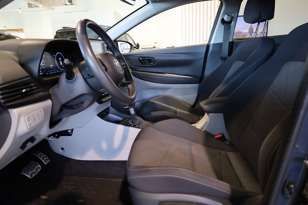 Hyundai Bayon 1.0 T-GDI DCT Advanced B-Kamera Rattvärme