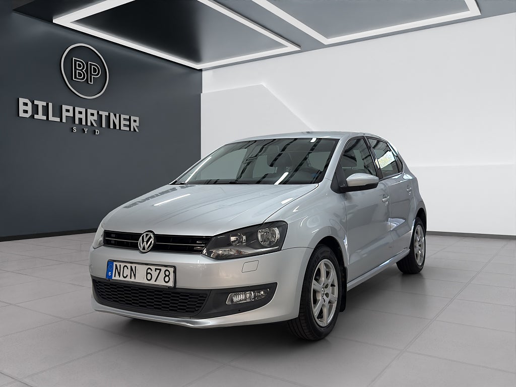 Volkswagen Polo 5-dörrar 1.2 TSI Masters/Ny Servad/S+V-Däck/2 Ägare