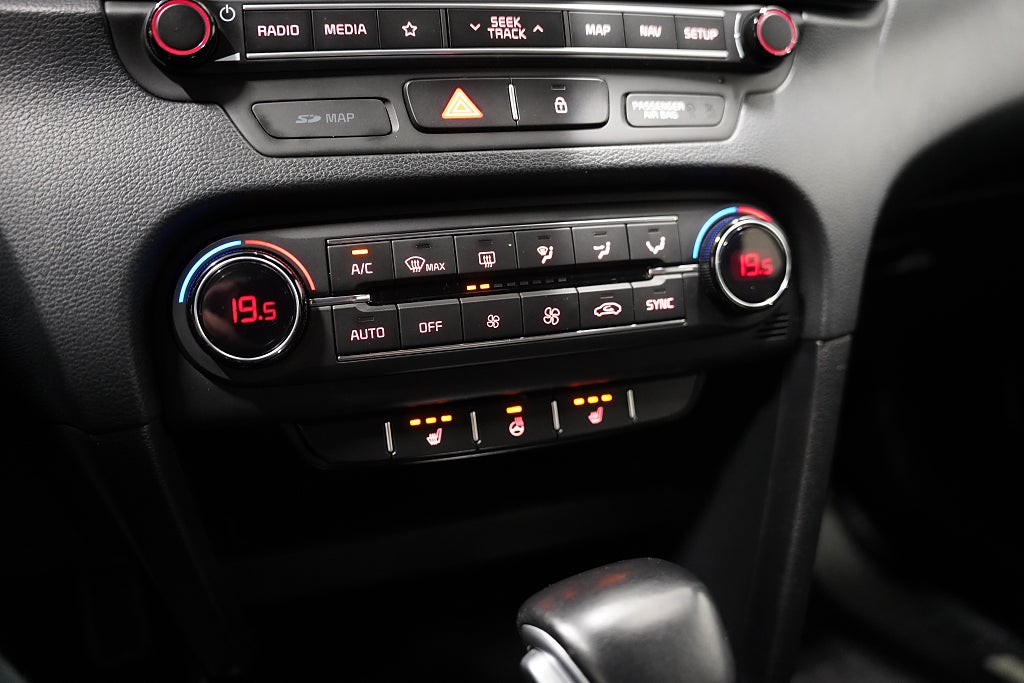 Kia ProCee'd 1.4 T-GDI 140hk GT-Line B-kamera M-värmare Carplay Navi