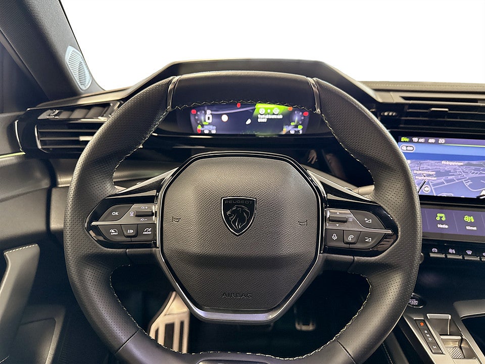 Bild på Peugeot 408 GT 130hk Aut B-KAMERA CARPLAY