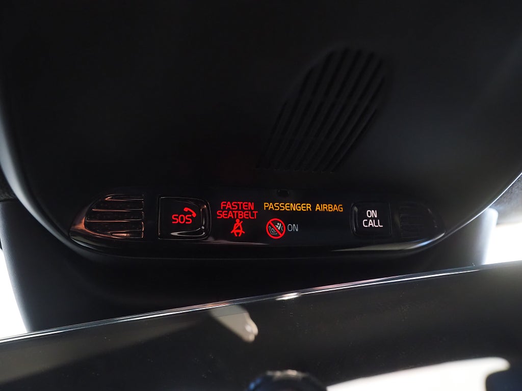 Volvo XC40 Recharge T4 211hk DCT Inscription Exp | Kamera | 2022