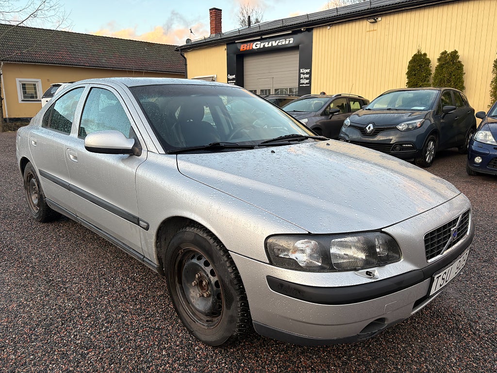 Volvo S60 2.4 140 hk Dragkrok 1 Ägare 11800 Mil 