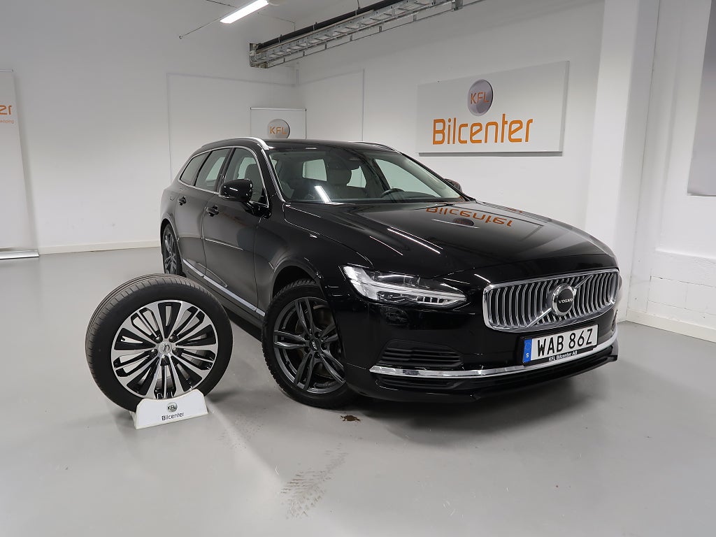 Volvo V90 *JANUARIREA* Recharge T6 AWD Core Bright V-Däck ingår S