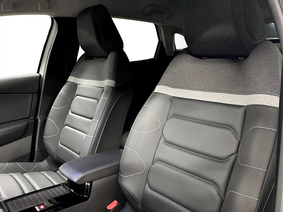 Bild på Citroën C4 Shine 1.2 PT 130hk Aut B-KAMERA NAVI