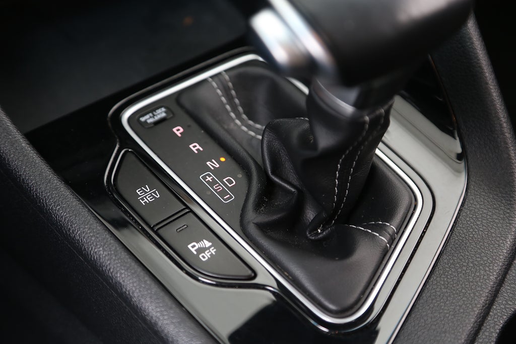 Kia Niro P-HEV 141hk Advance Plus Aut Motorv Dragkrok 2018