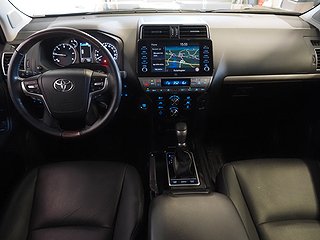 SUV Toyota Land Cruiser 14 av 24