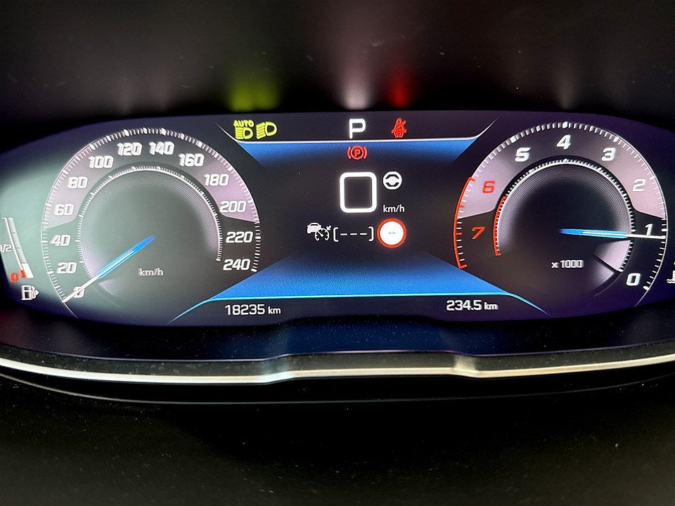 Bild på Peugeot 5008 GT 1.2 PT 130hk Aut - 7-SITS, DRAG