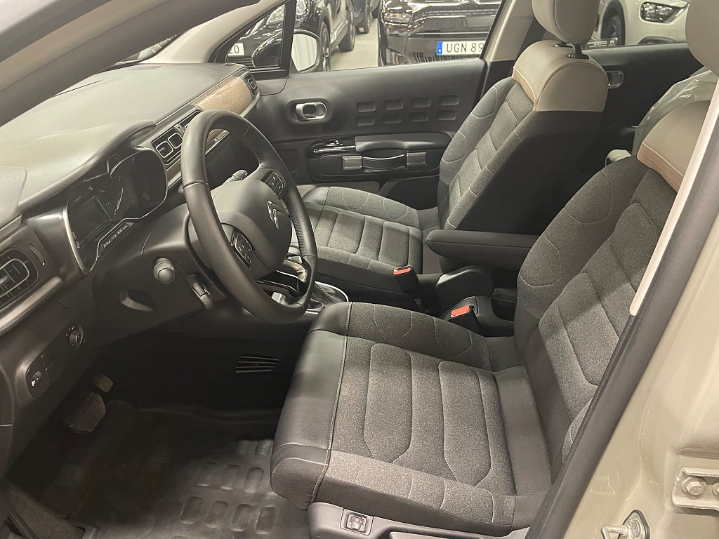 Citroën C3 Shine 1.2 110hk Aut thumbnail