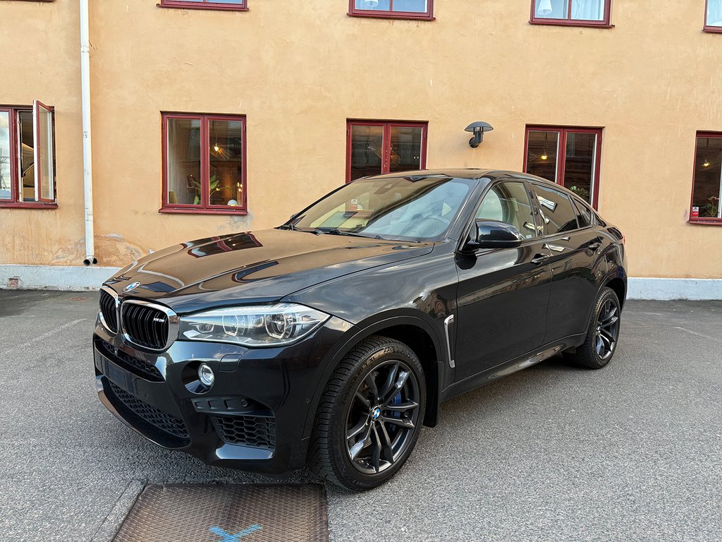 BMW X6 M 700HK/ H&K/ Soft close/ Drag/ HUD/ Se Spec