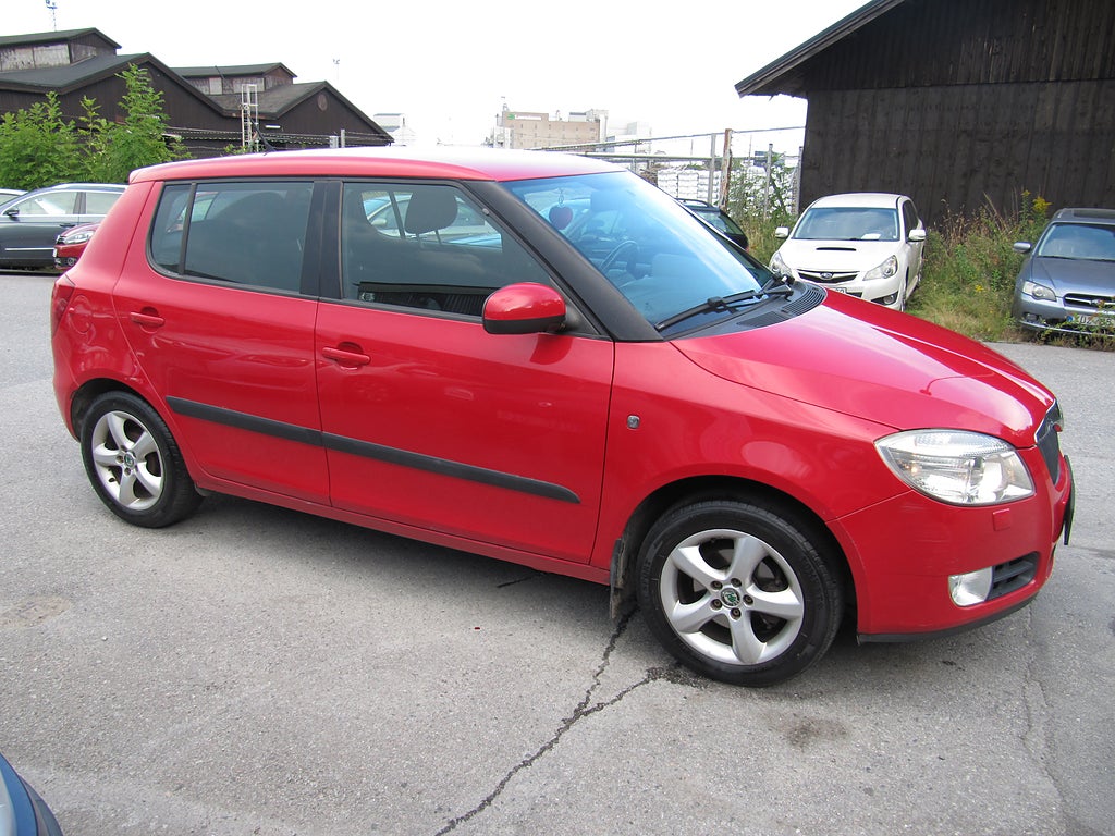 Skoda Fabia 1.2 5 Dörr/Farthållare/ACC/SoVHjul/Bassservice