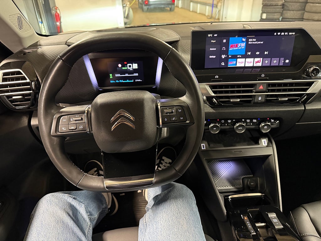 Bild på Citroën e-C4X X SHINE Exklusive Electric 136hk Back/Nav