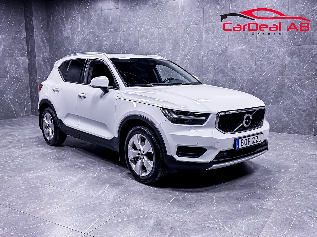 Volvo XC40 T2 Geartronic Momentum Värmare Kamera Navi CarPlay VOC