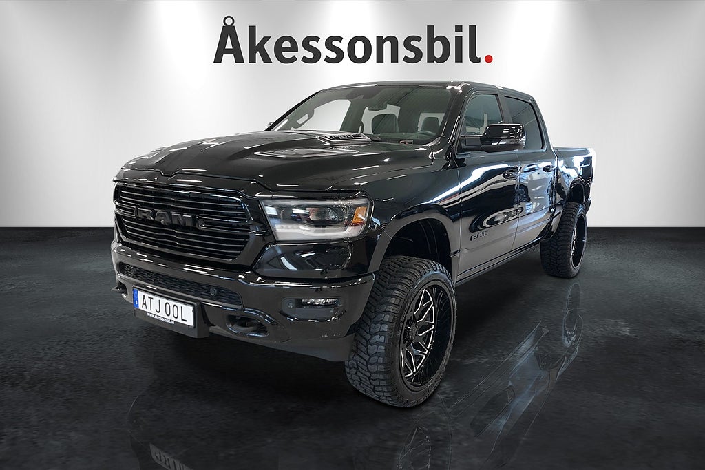 RAM 1500 RAM Laramie Rambox Night Edition