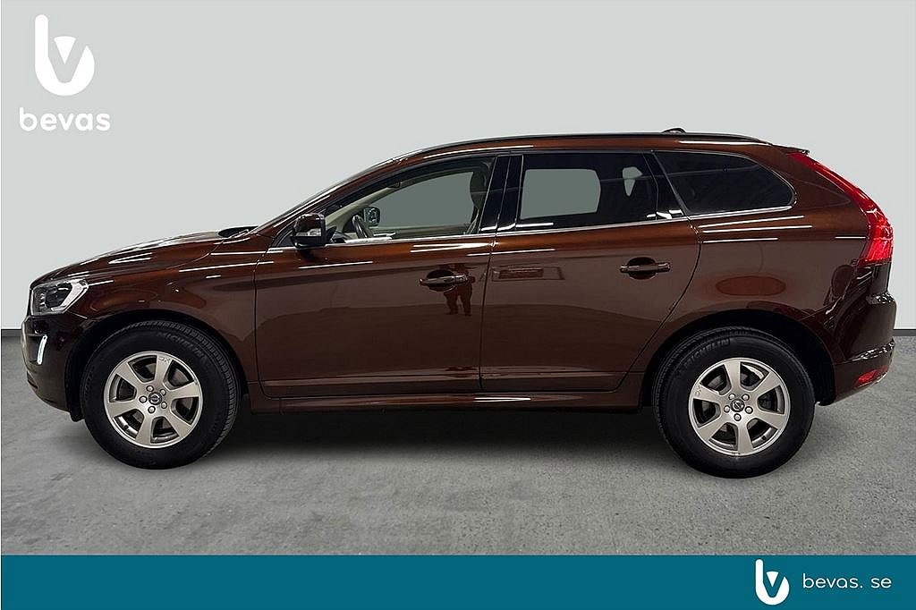 Volvo XC60 D4 AWD MOMENTUM 2 BRUKARE, NAVI, TAKLUCKA