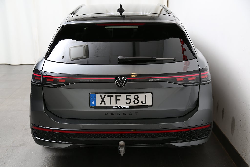 Volkswagen Passat Sportscombi eHybrid 1,5 TSI R-Line Drag 2024